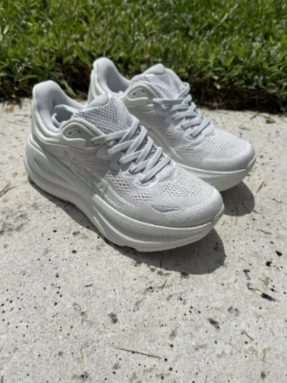 One Bondi 9 Women’s Running Shoe